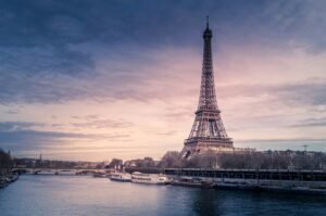 Read more about the article Paris in 48 Hours: Travel Plan